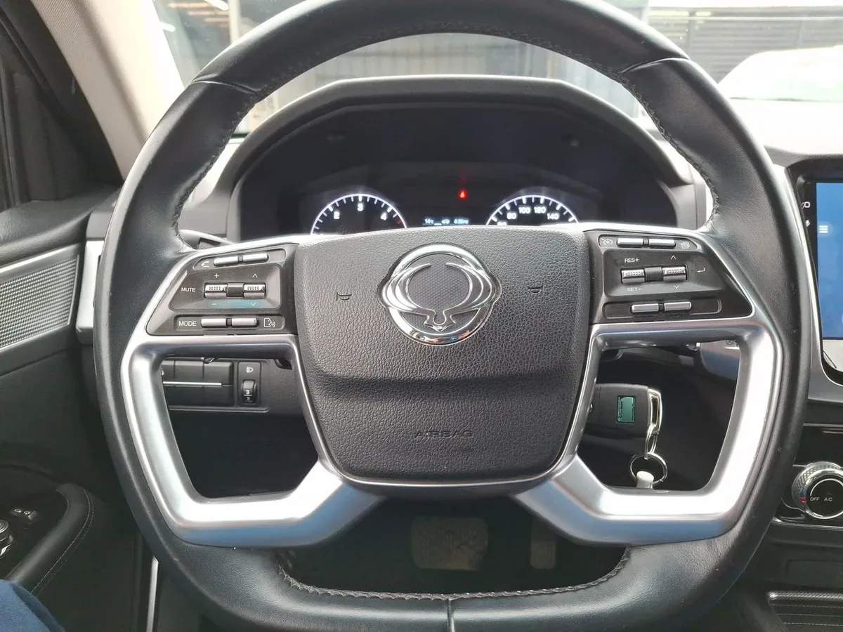 Ssangyong Rexton 2.2t Lx Diesel 4x2 2ab 8at 5p año 2023