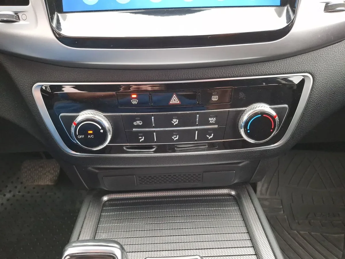 Ssangyong Rexton 2.2t Lx Diesel 4x2 2ab 8at 5p año 2023
