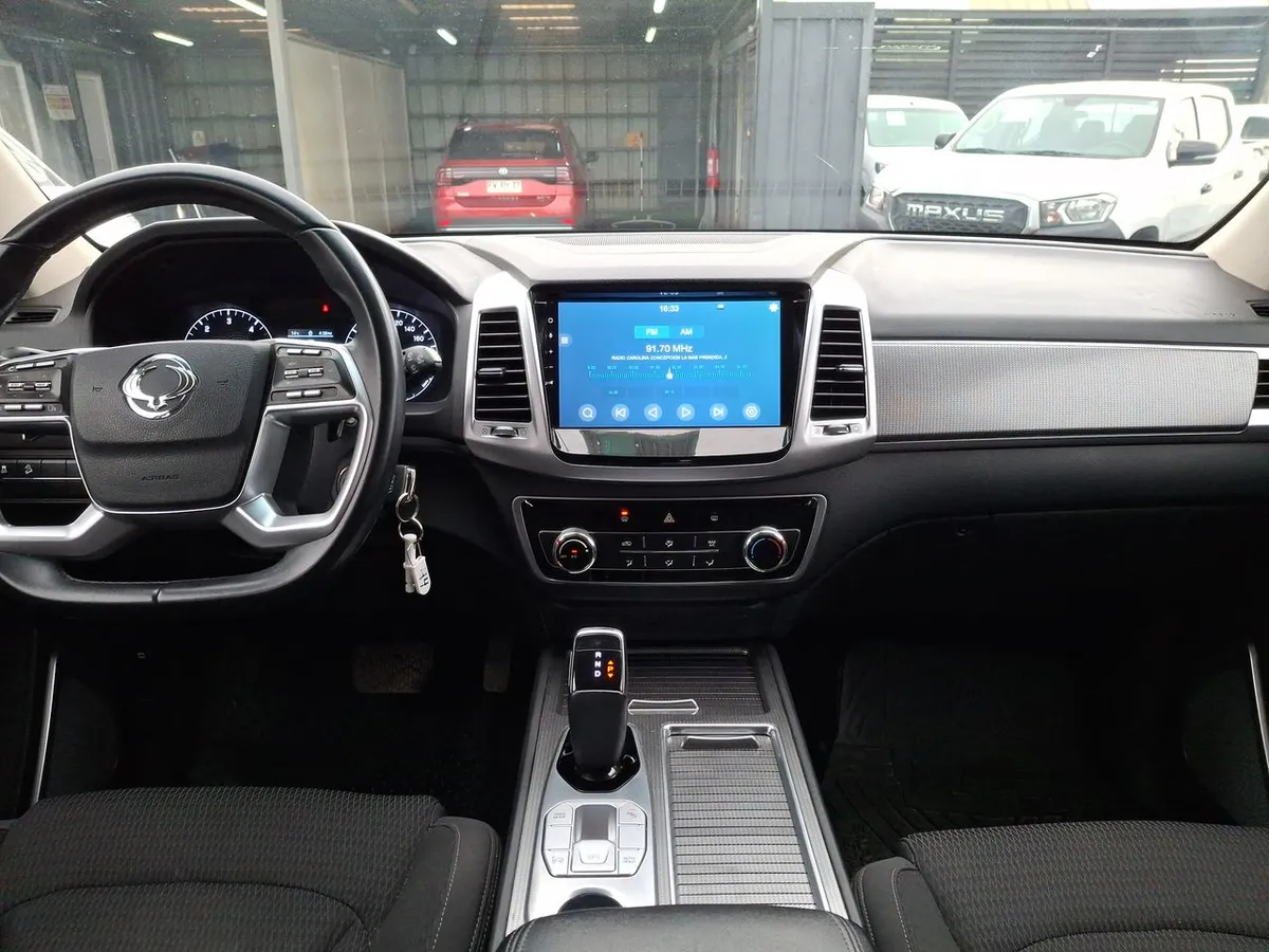 Ssangyong Rexton 2.2t Lx Diesel 4x2 2ab 8at 5p año 2023