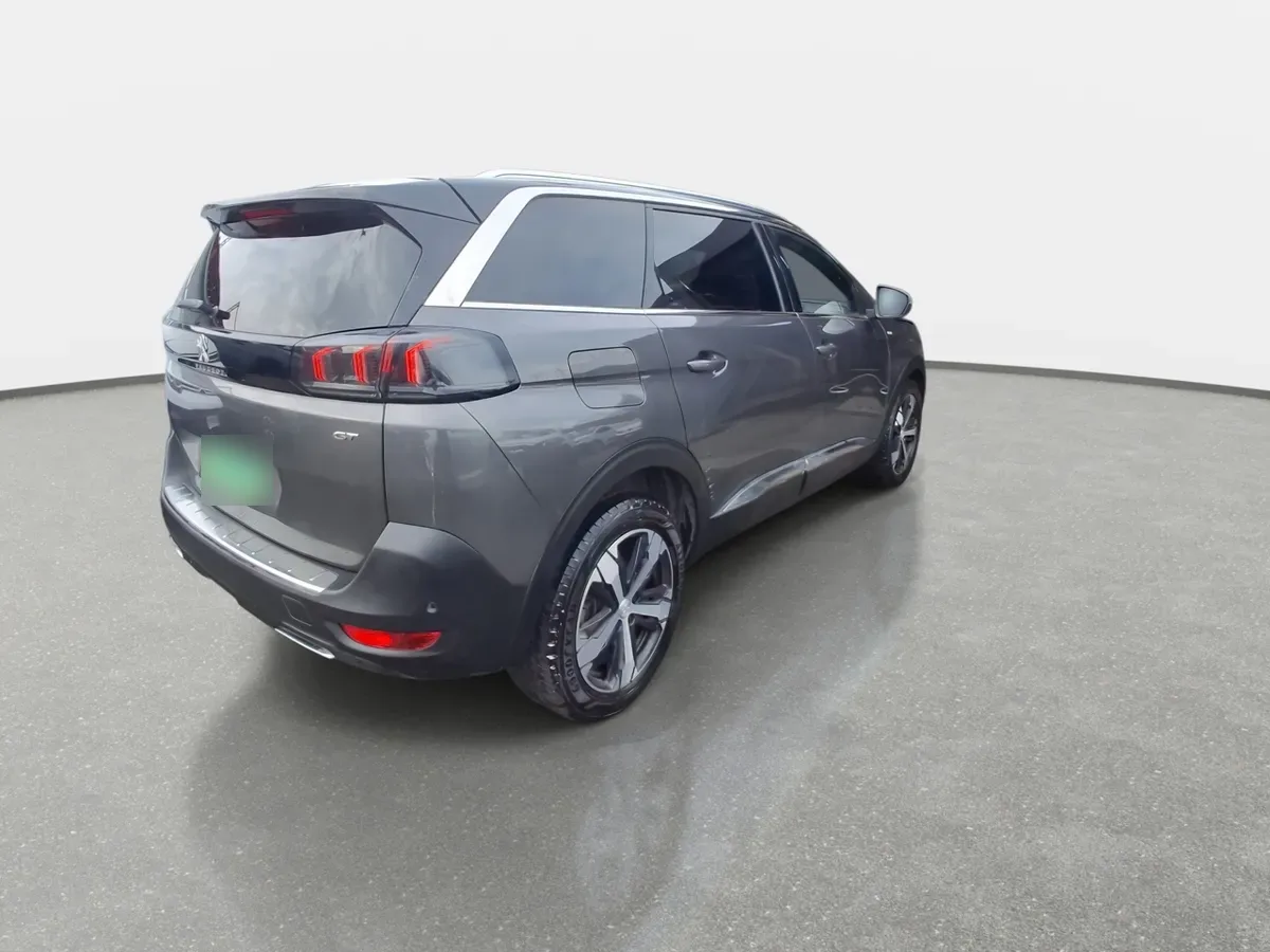 Peugeot 5008 1.6 Gt Puretech 180 4x2 Eat8 5p año 2023