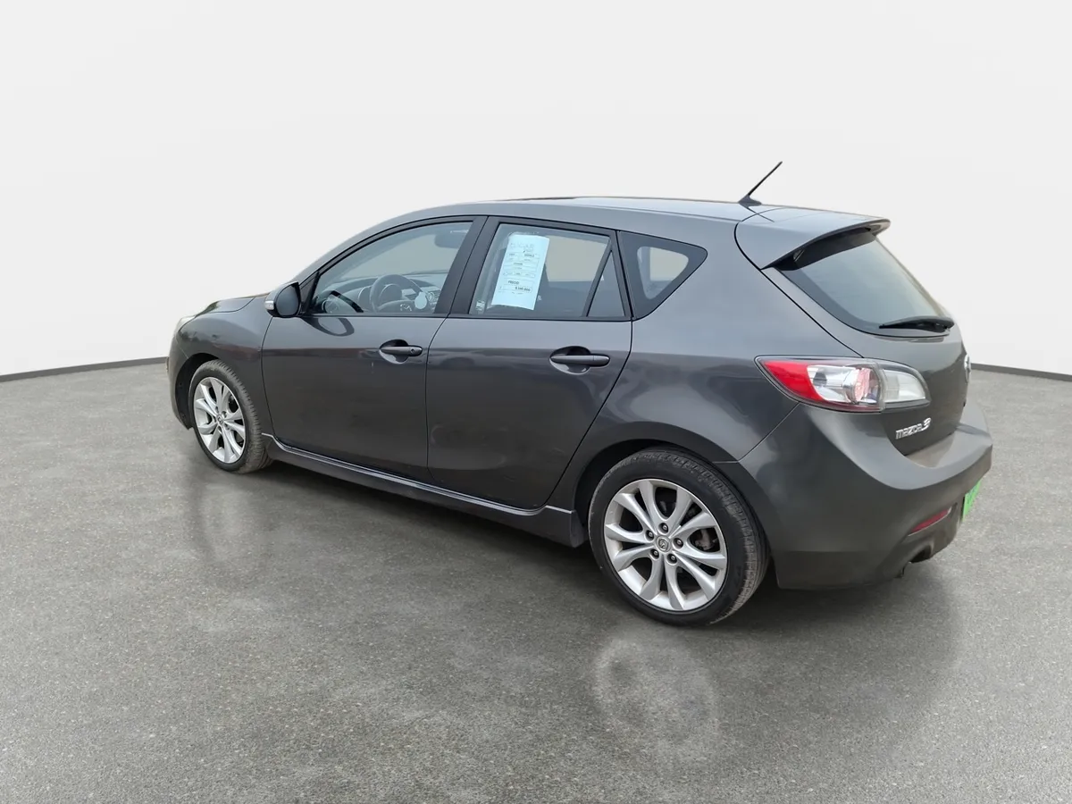 Mazda 3 2.0 Sport R 4x2 Te Mt 5p año 2011