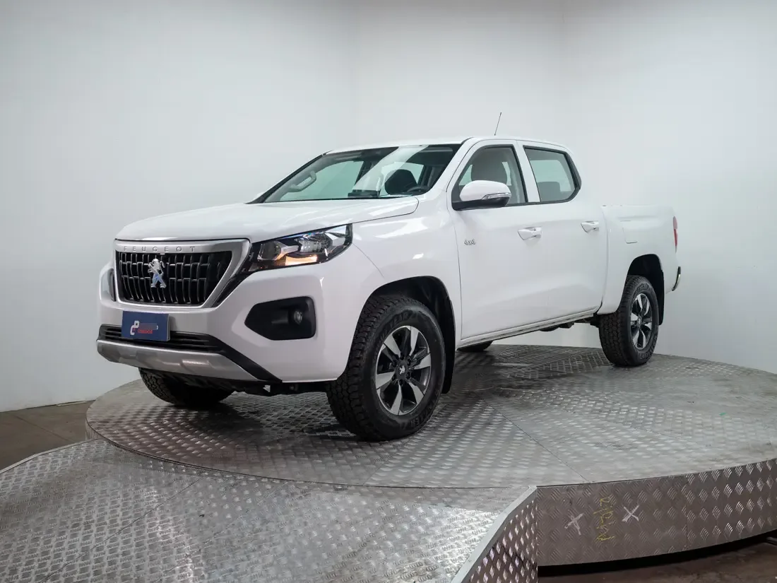 Peugeot Landtrek Landtrek 2.2 Active Bluehdi Diesel 4x4 180hp Mt 4p año 2025
