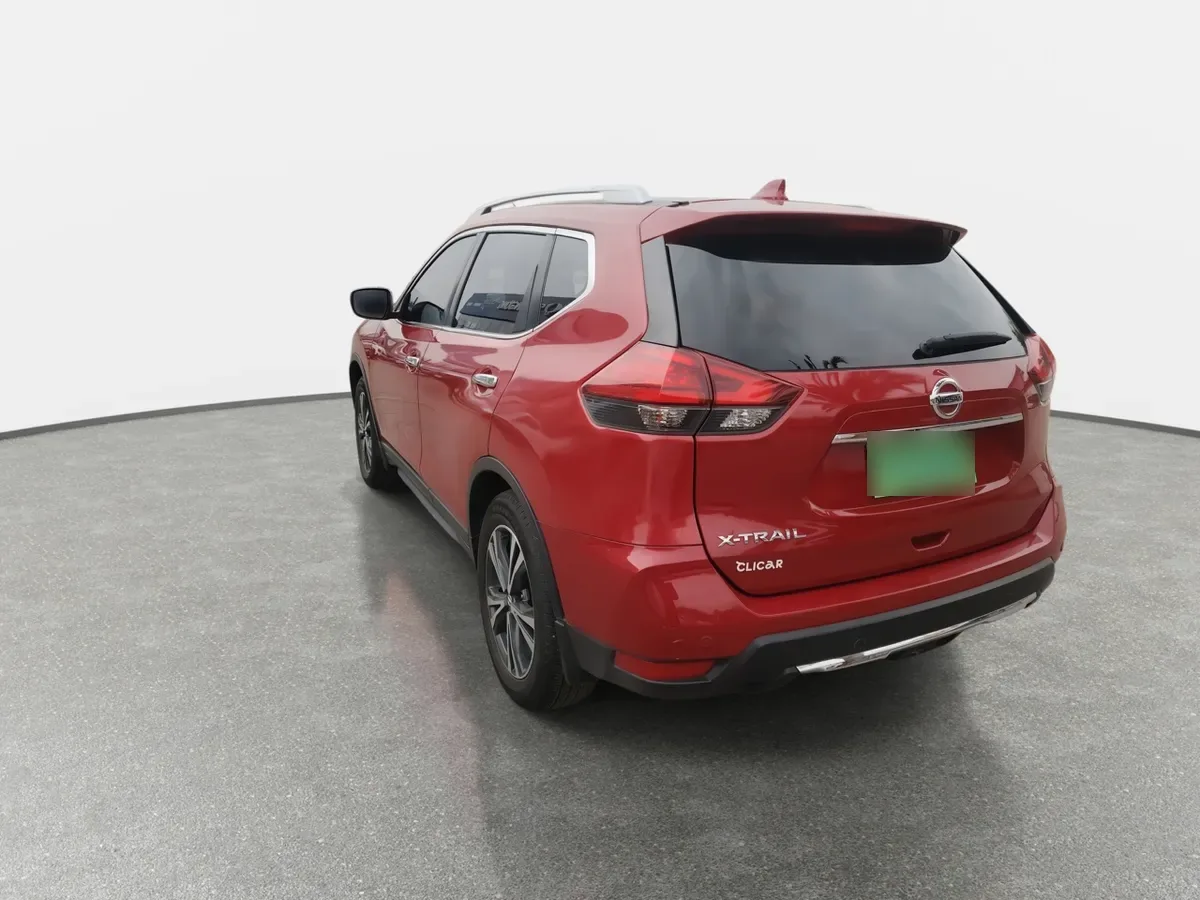 Nissan X-Trail 2.5 Advance 4x2 3row Cvt At 5p año 2023