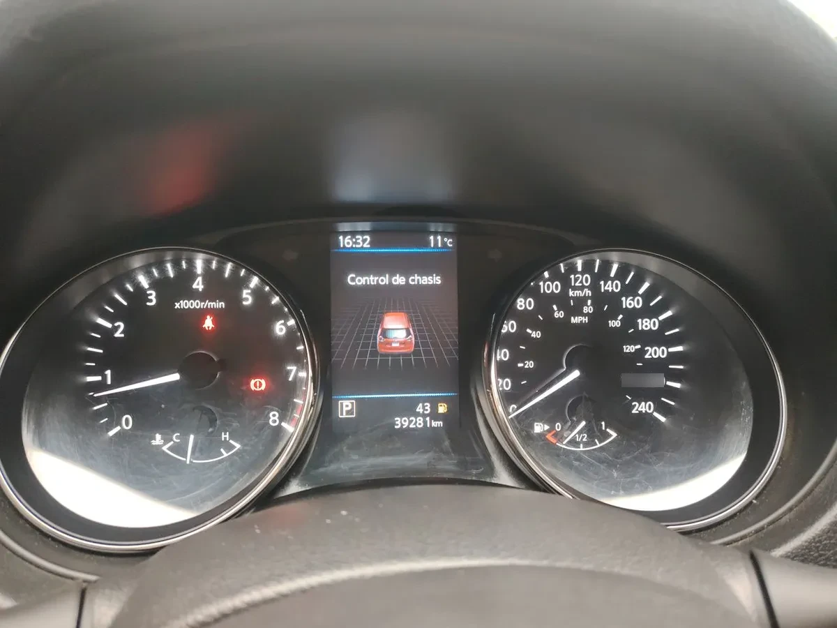Nissan X-Trail 2.5 Advance 4x2 3row Cvt At 5p año 2023