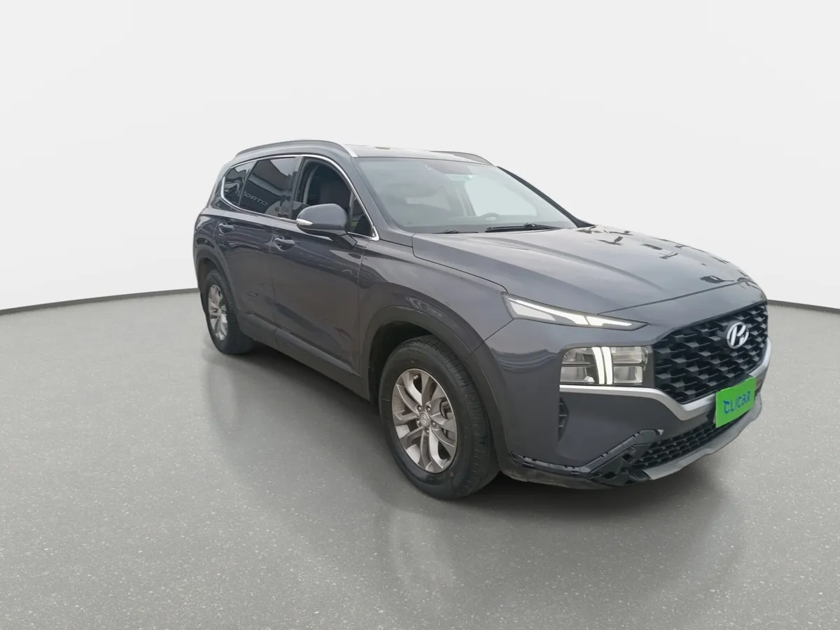 Hyundai Santa Fe 2.5 Plus Fl 4x2 At 5p año 2022