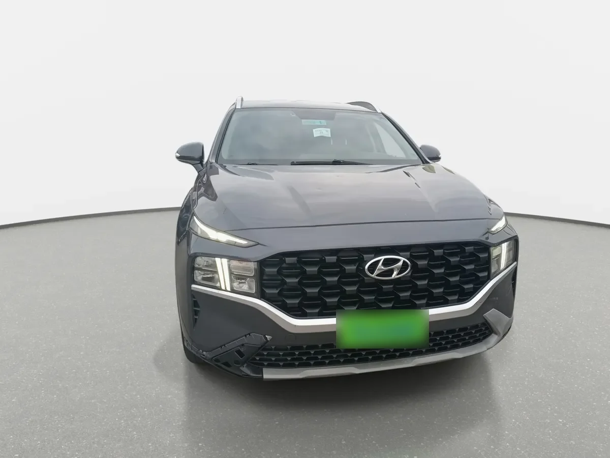 Hyundai Santa Fe 2.5 Plus Fl 4x2 At 5p año 2022