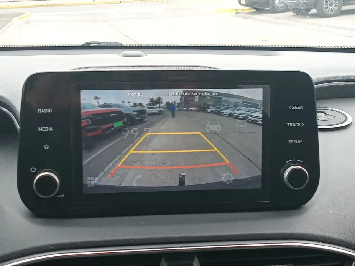 Hyundai Santa Fe 2.5 Plus Fl 4x2 At 5p año 2022