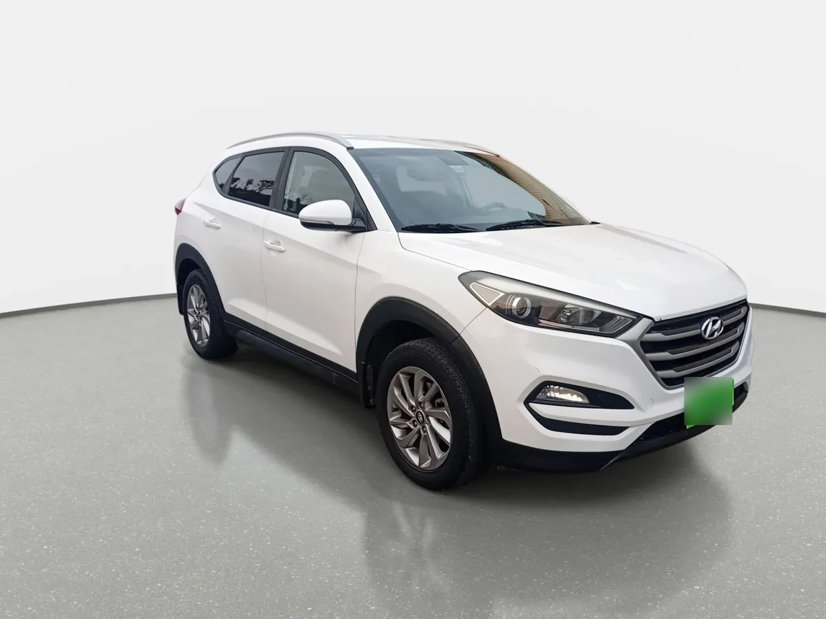 Hyundai Tucson 2.0 Gl Advance Nav 4x2 6at 5p año 2017