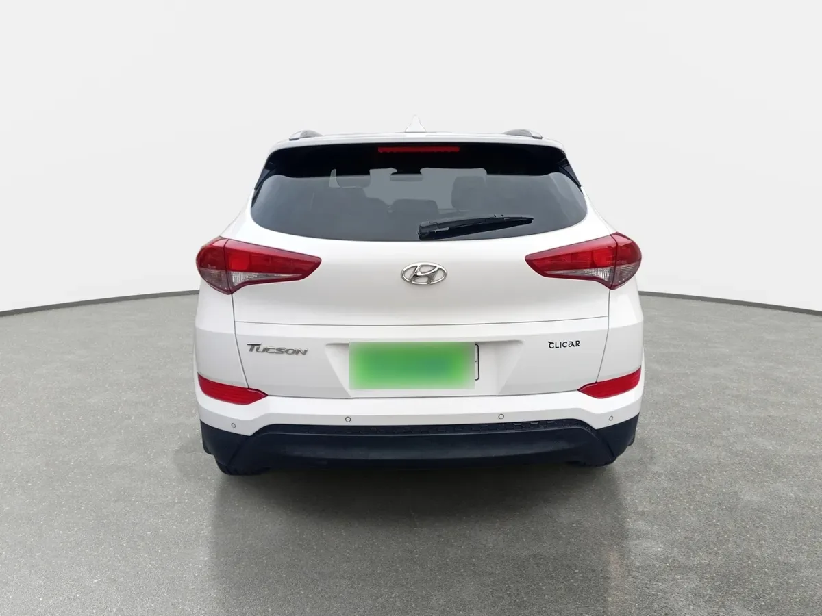 Hyundai Tucson 2.0 Gl Advance Nav 4x2 6at 5p año 2017