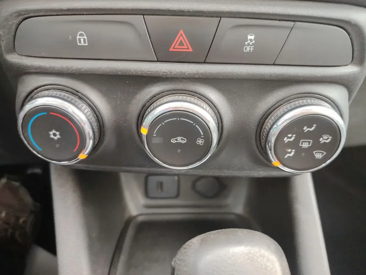 Chevrolet Tracker 1.2t Ltz Fwd At 5p año 2021