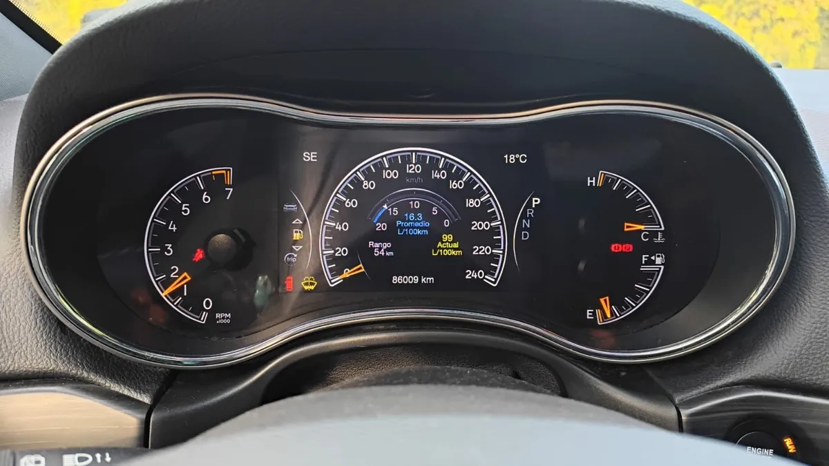 Jeep Grand Cherokee 3.6 Limited Lx At 4x4 año 2021