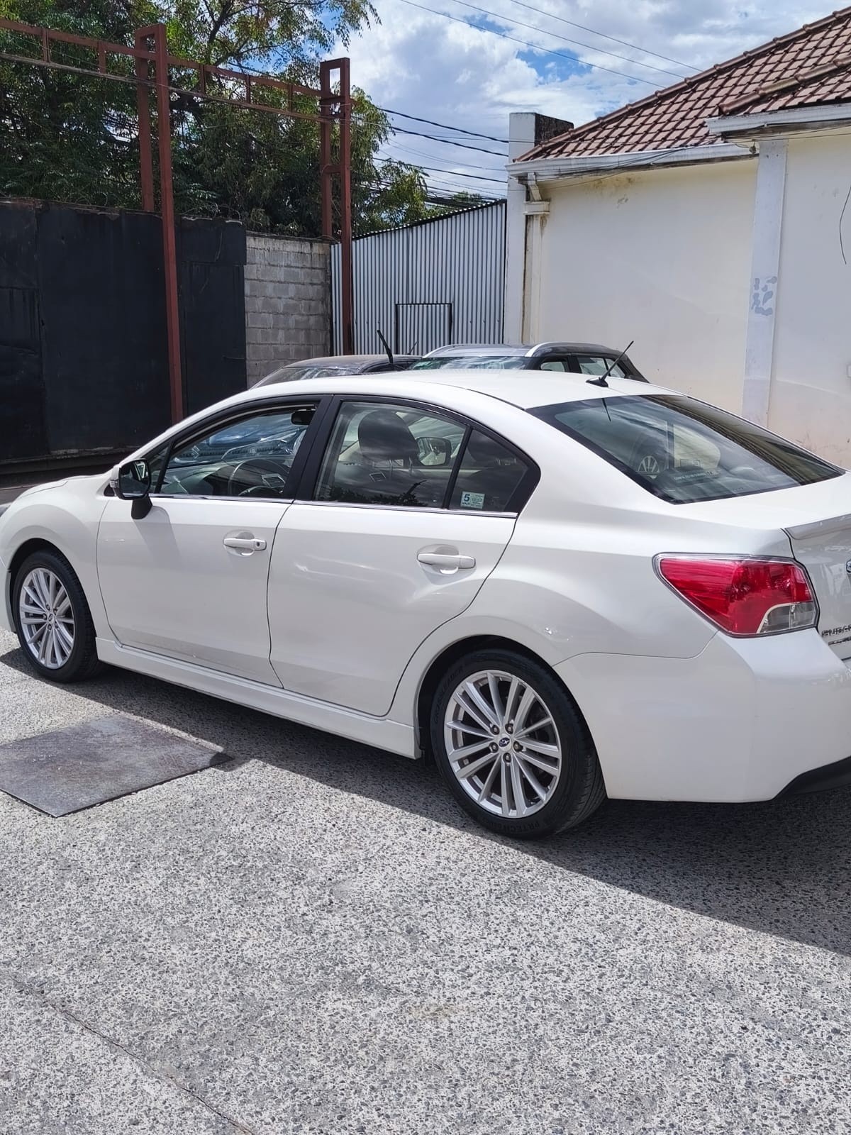 SUBARU IMPREZA 2.0 Xs E Mt 4x4 año 2015