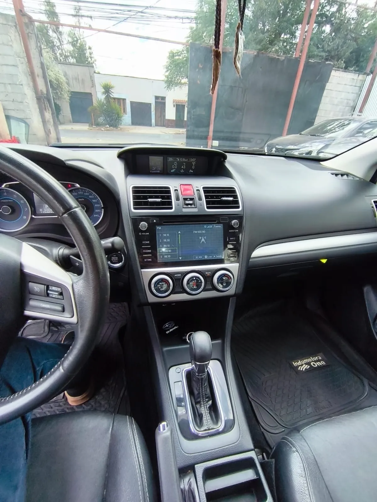 SUBARU IMPREZA 2.0 Xs E Mt 4x4 año 2015
