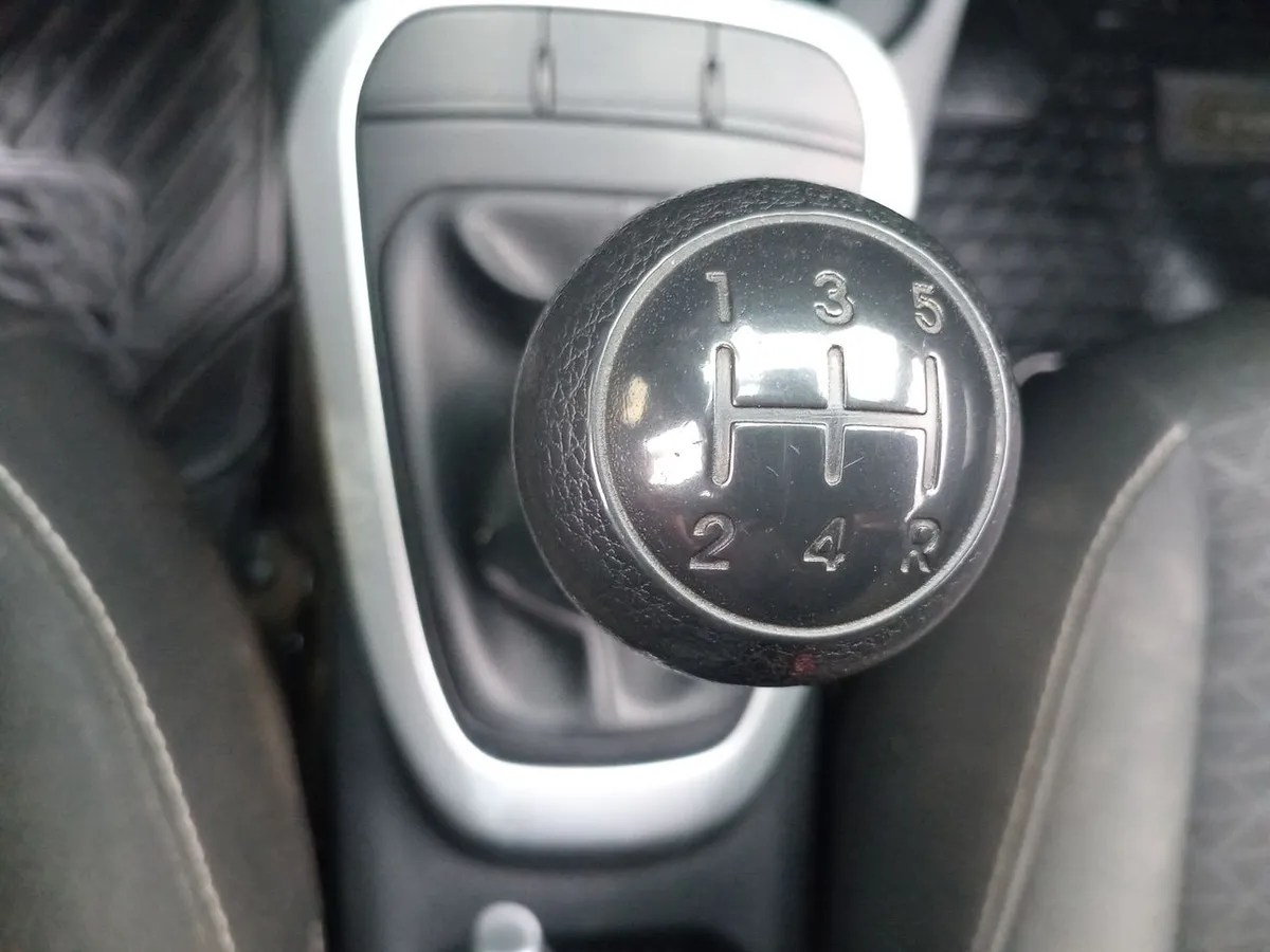 Kia Morning 1.2 Ex 4x2 Hb Abs Ac 5mt 5p año 2022