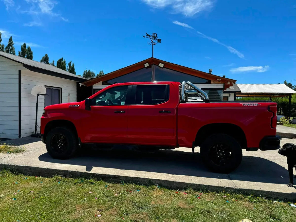 CHEVROLET SILVERADO 5.3 Cc Lt Tb At 4x4 año 2022