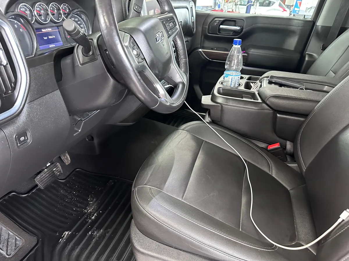 CHEVROLET SILVERADO 5.3 Cc Lt Tb At 4x4 año 2022