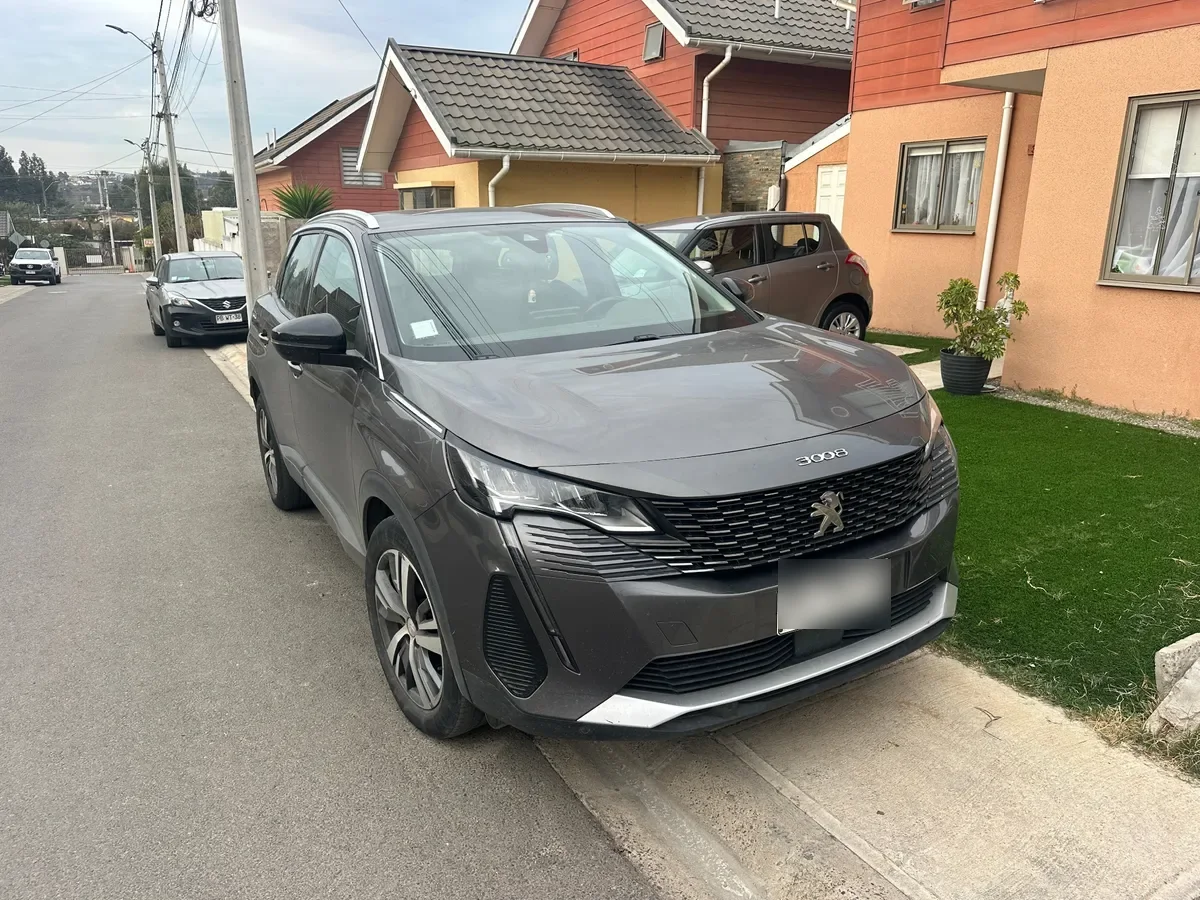 Peugeot 3008 1.2 Active Pack Puretech 130 Mt año 2022