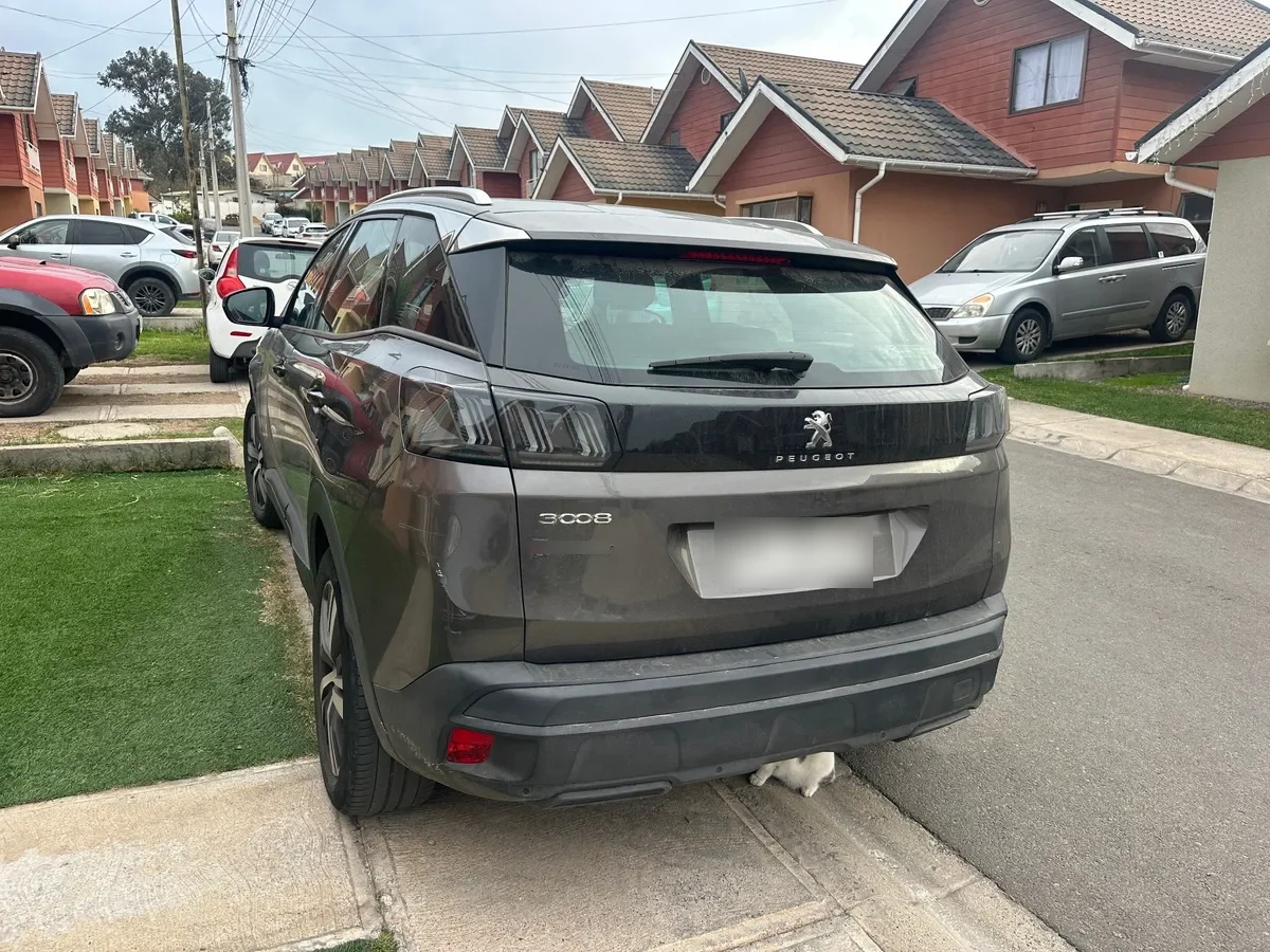 Peugeot 3008 1.2 Active Pack Puretech 130 Mt año 2022