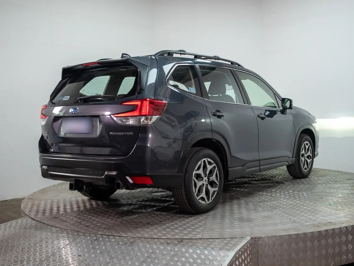 Subaru Forester Forester 2.0 Dynamic Eyesight At 4x4 año 2023
