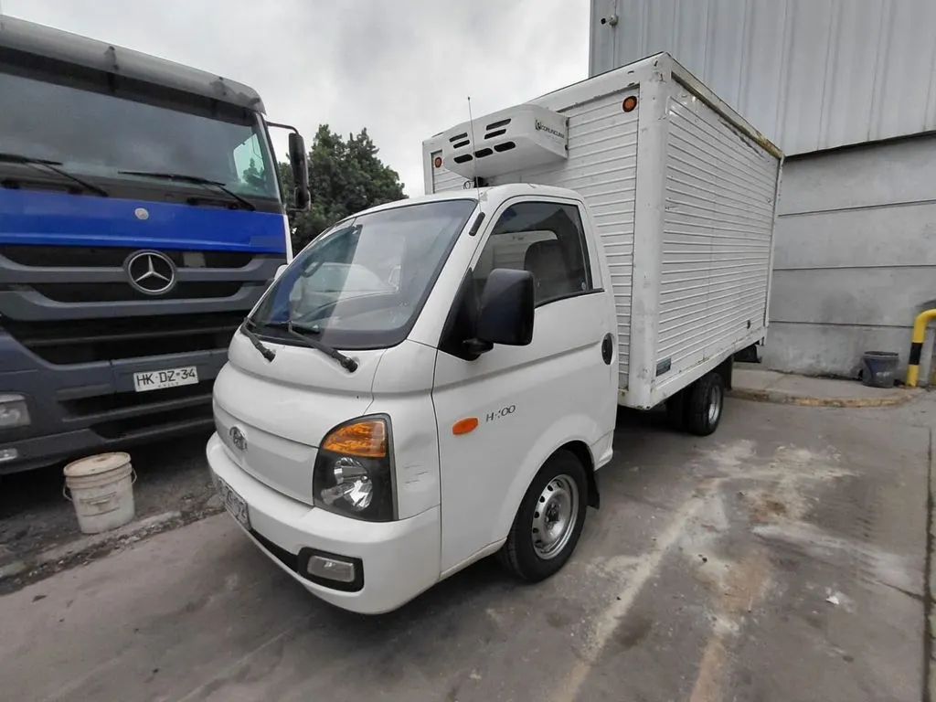 Hyundai Porter Hr Std 2.5 4x2 Mt año 2015