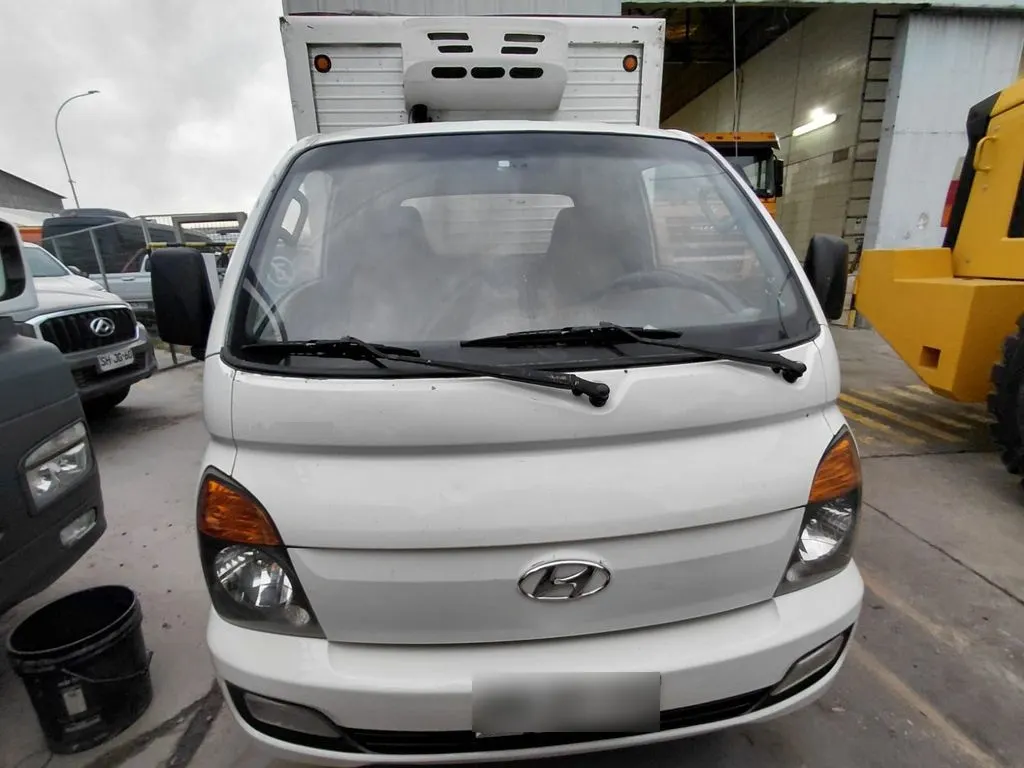 Hyundai Porter Hr Std 2.5 4x2 Mt año 2015