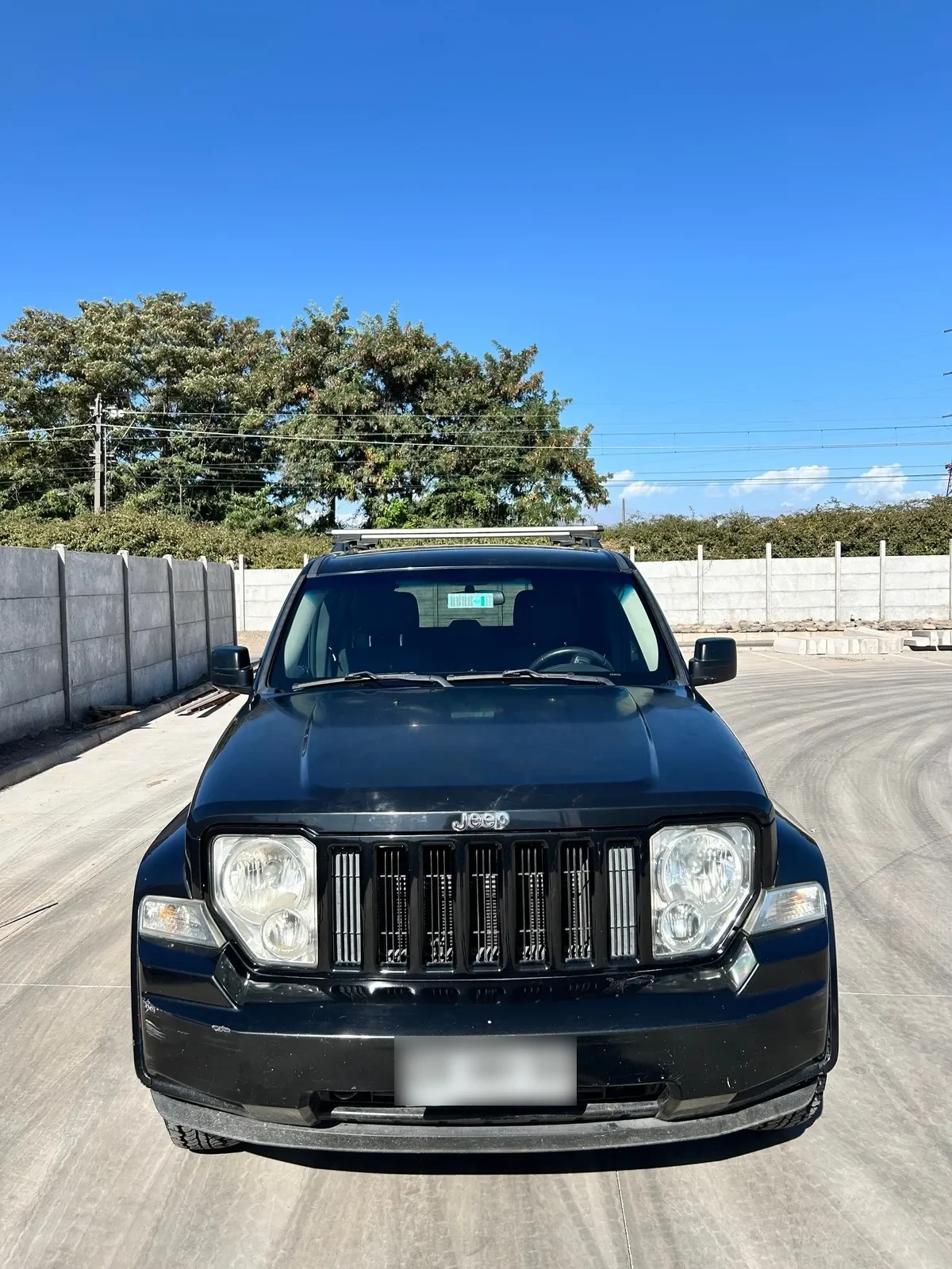 JEEP CHEROKEE 3.7 Liberty Limited At 4x2 año 2012