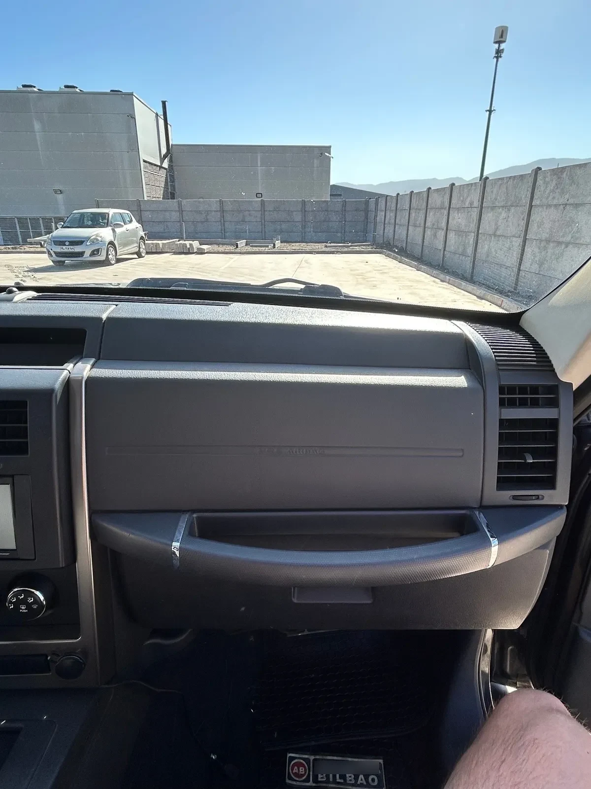 JEEP CHEROKEE 3.7 Liberty Limited At 4x2 año 2012