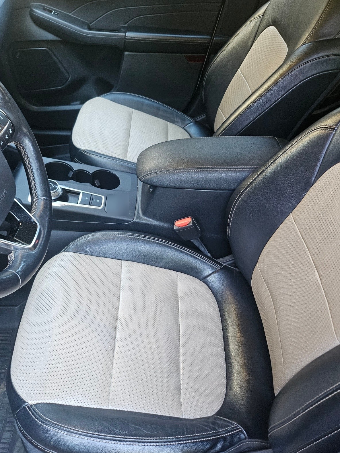 FORD ESCAPE 2.5 Titanium Hev At 4x4 Hibrido año 2022
