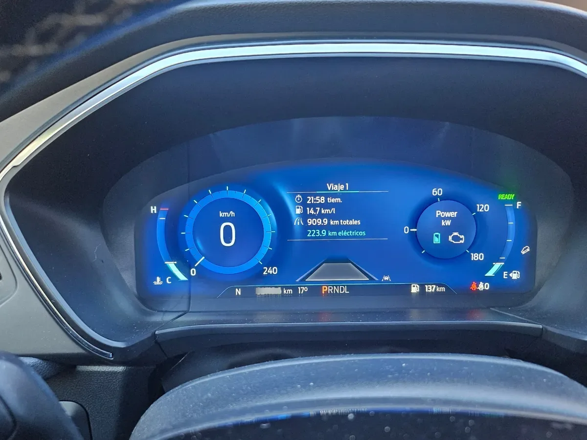 FORD ESCAPE 2.5 Titanium Hev At 4x4 Hibrido año 2022