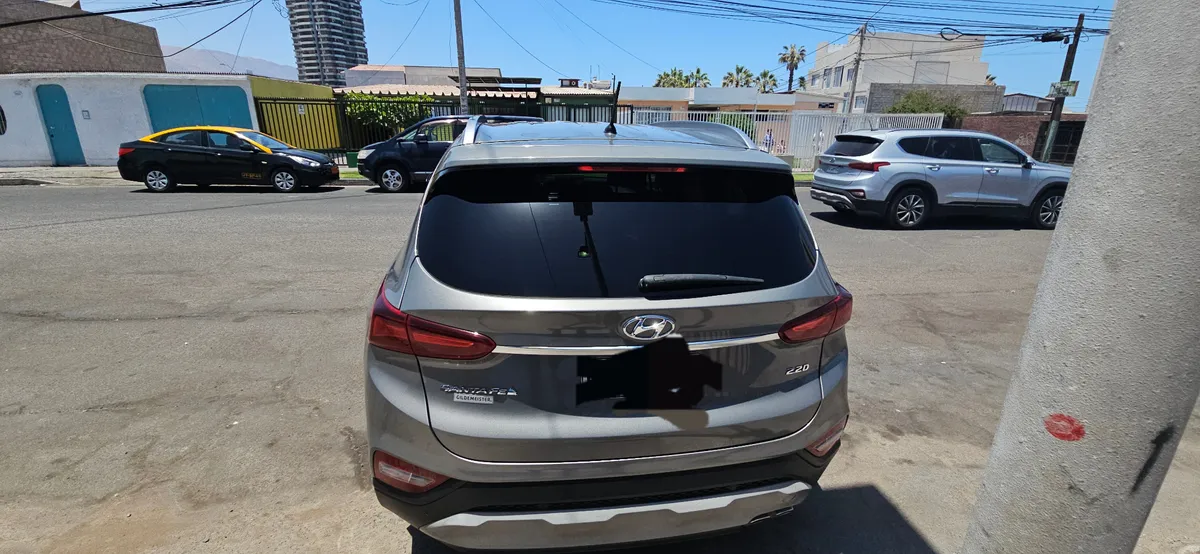 Hyundai Santa Fe 2.2 Crdi Tm Plus Mt Diesel año 2020