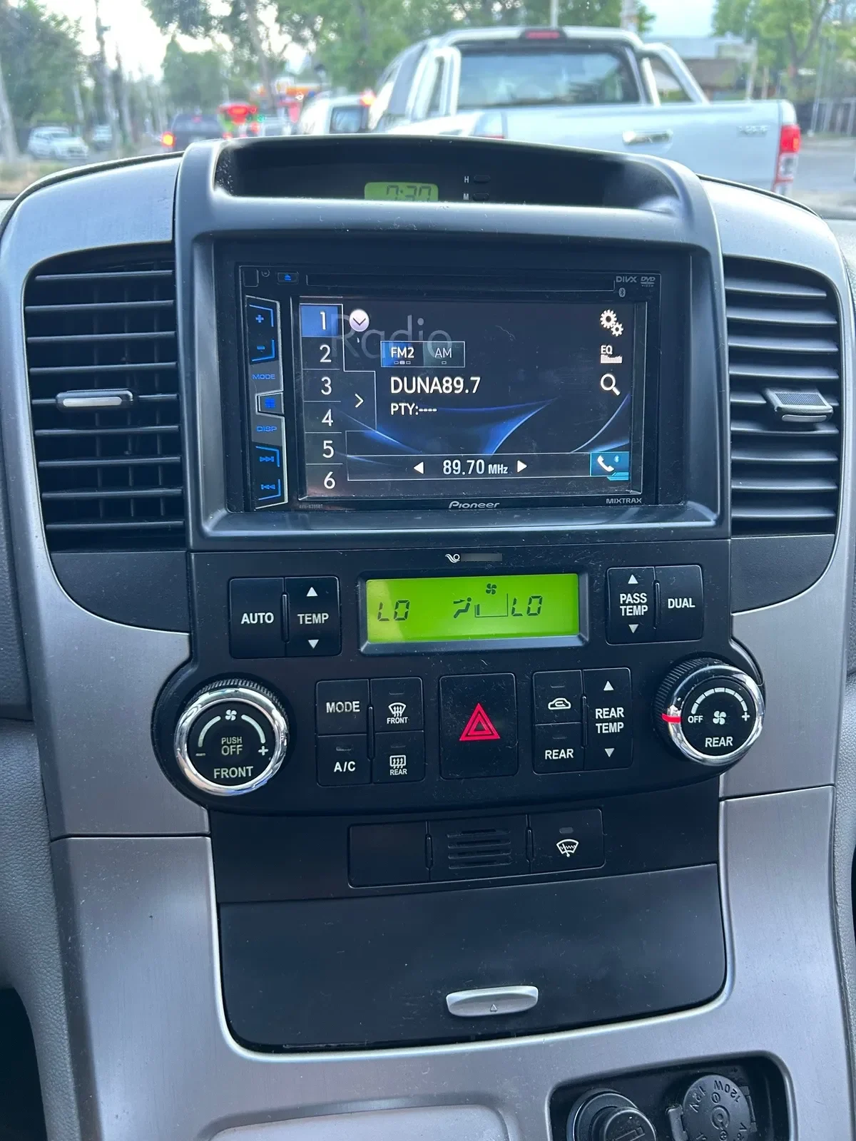 KIA MOTORS GRAND CARNIVAL 2.9 Ex Limited At Diesel año 2014