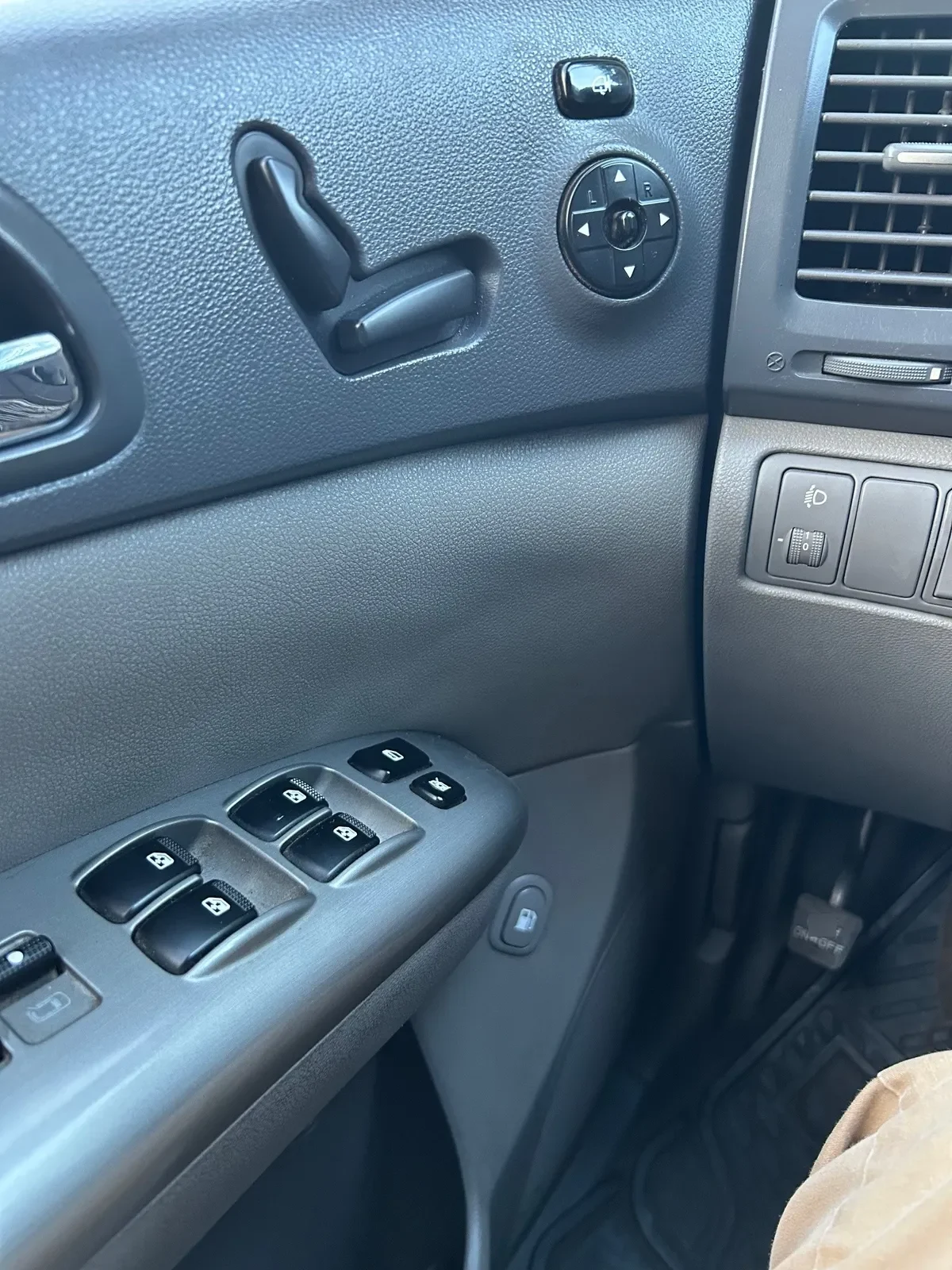 KIA MOTORS GRAND CARNIVAL 2.9 Ex Limited At Diesel año 2014