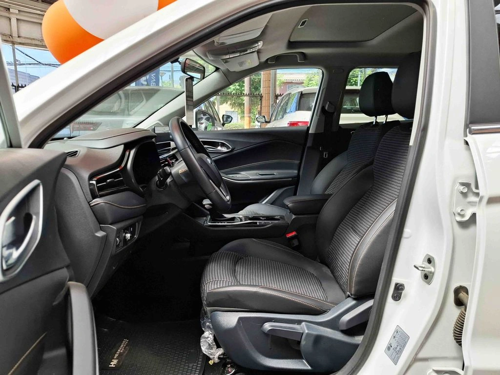 JAC Js4 Luxury año 2025