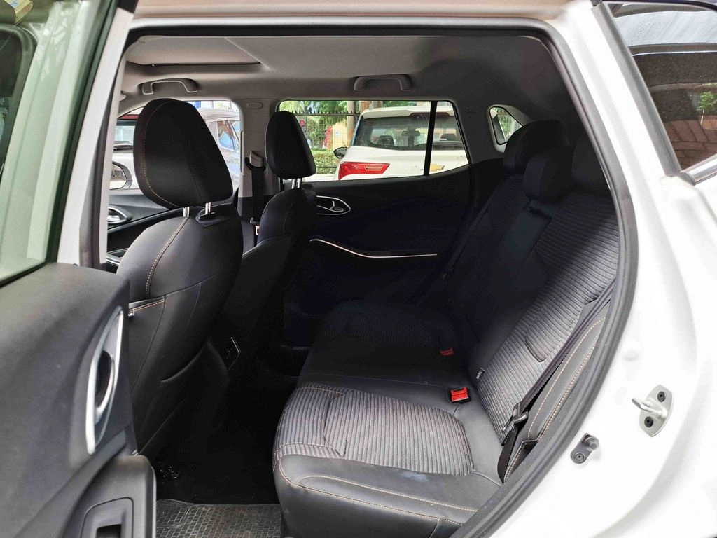 JAC Js4 Luxury año 2025