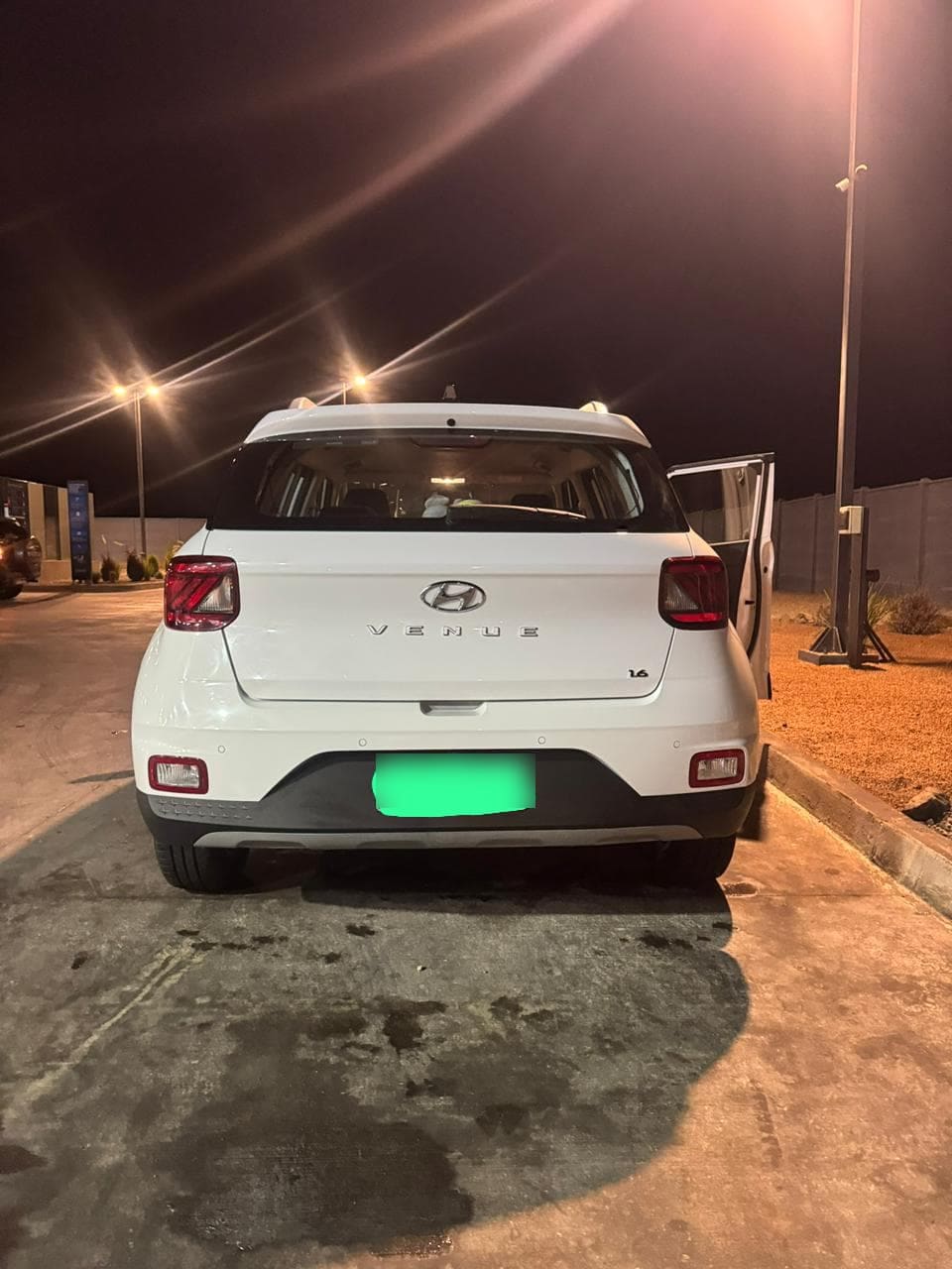 Hyundai Venue 1.6 Qx Plus Mt año 2021