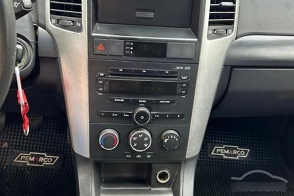 Chevrolet Captiva 2.0 Ls Su Mt Diesel año 2007