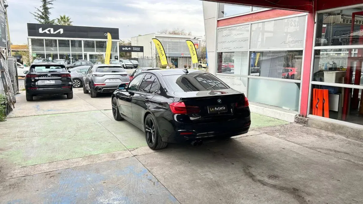 Bmw 320i 2.0 Aut año 2017