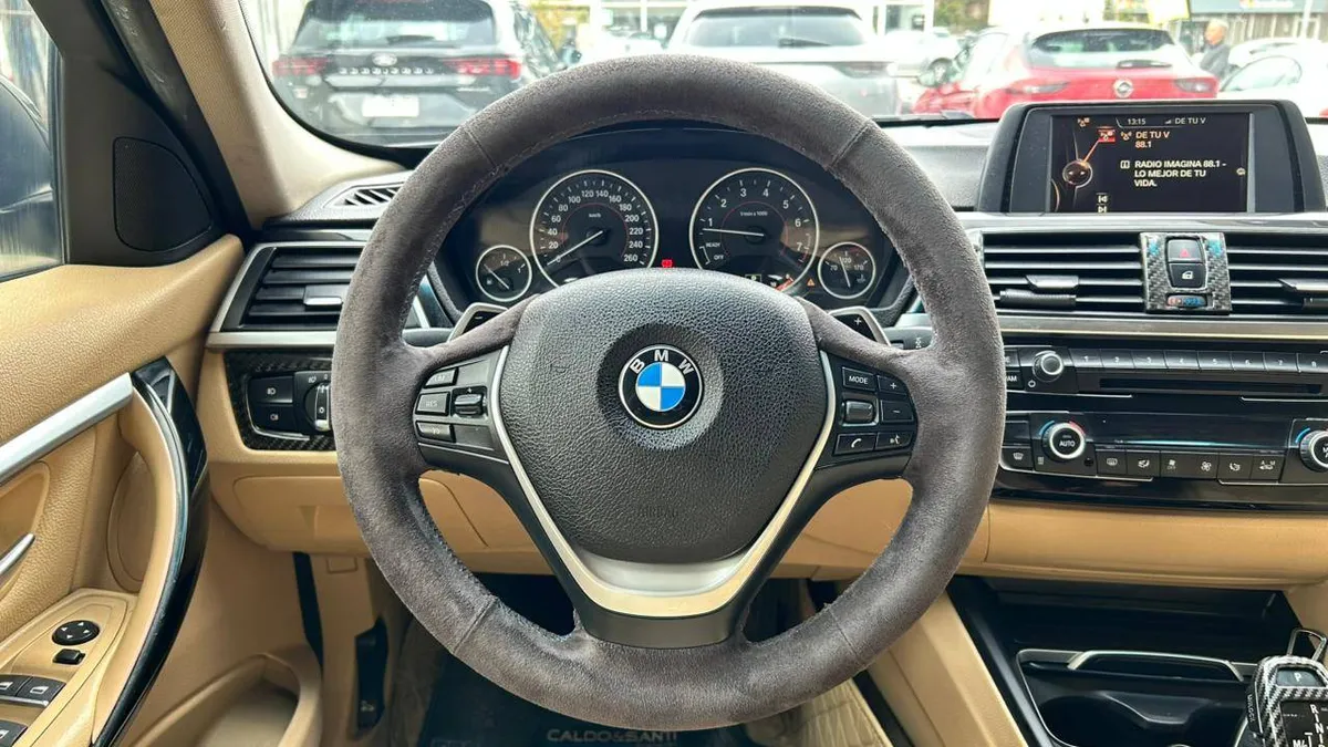 Bmw 320i 2.0 Aut año 2017