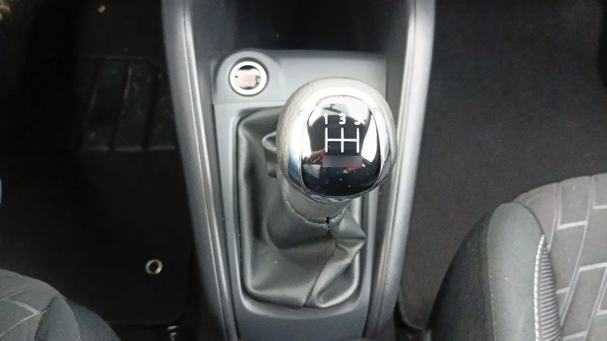 Nissan Kicks 1.6 Advance 4x2 Mt 5p año 2024