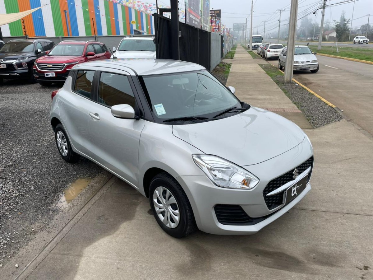 Suzuki Swift 1.2 año 2024
