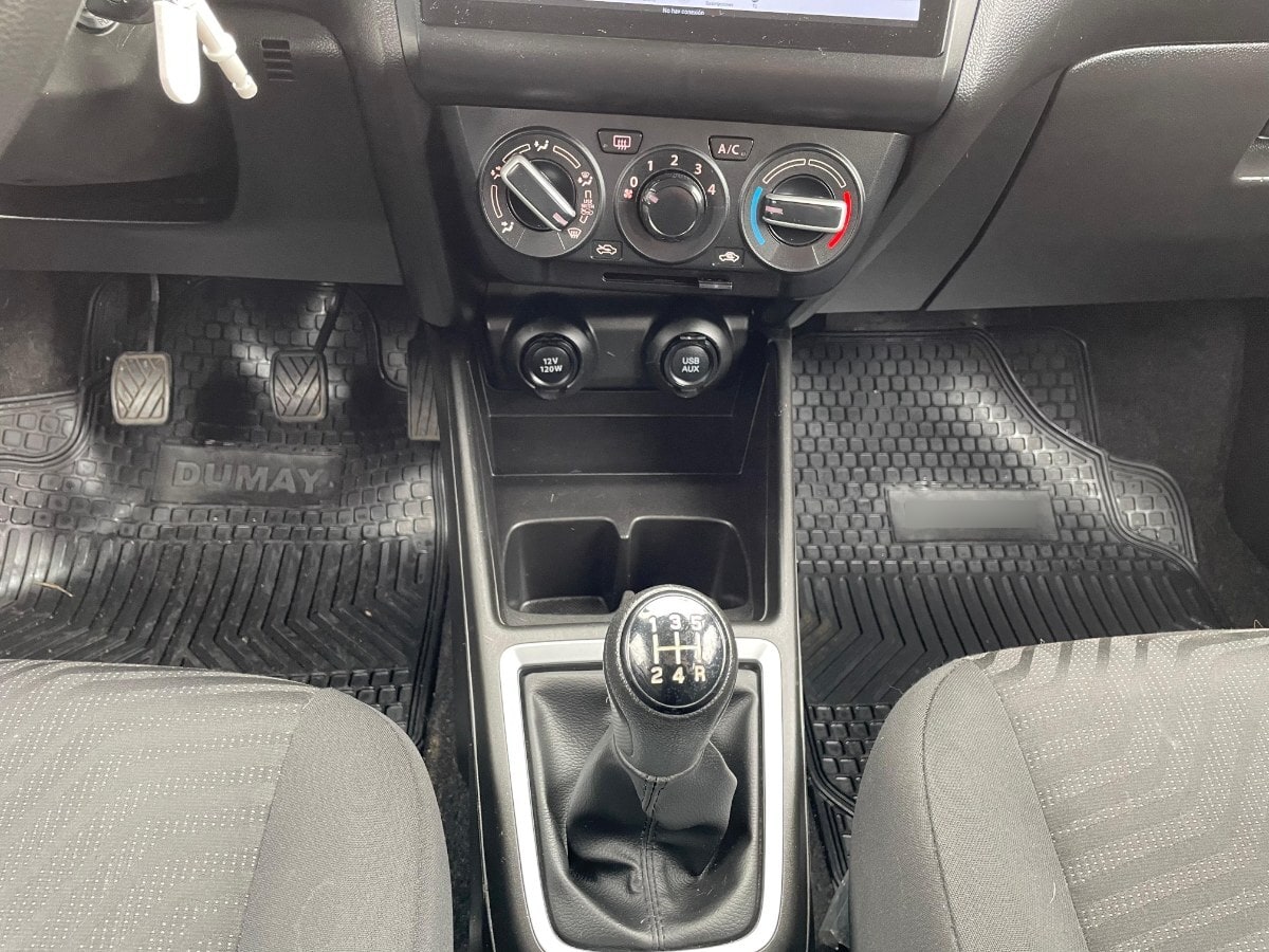 Suzuki Swift 1.2 año 2024