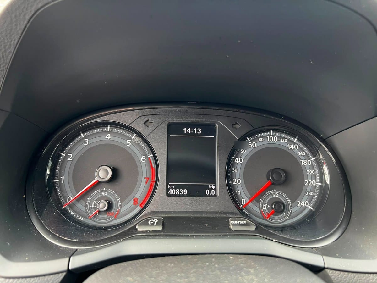 Volkswagen Gol Trendline 1.6 Mt año 2021