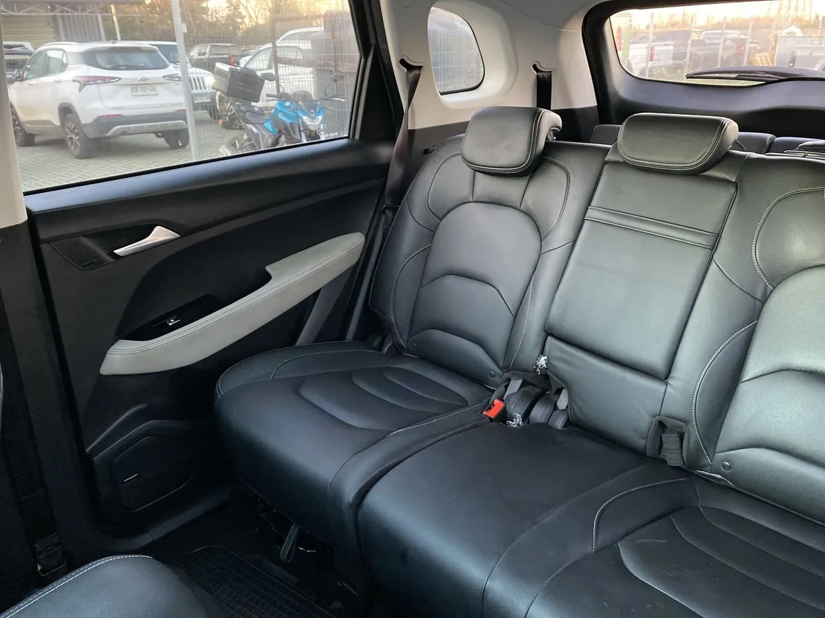 Chevrolet Captiva 1.5t Premier Fwd Mt 5p año 2021