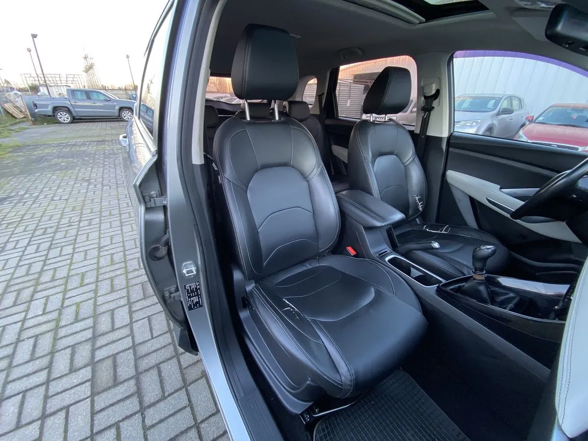 Chevrolet Captiva 1.5t Premier Fwd Mt 5p año 2021