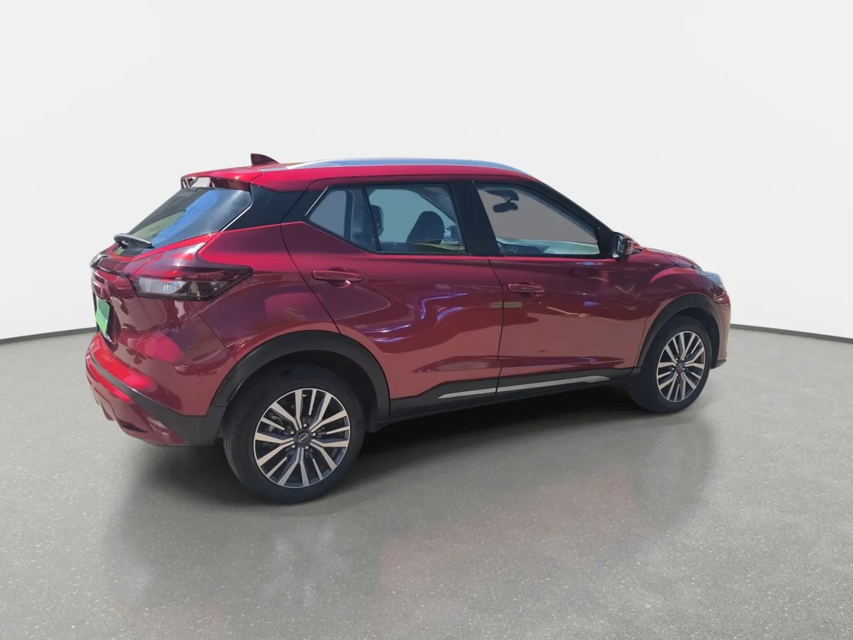 Nissan Kicks 1.6 Exclusive 4x2 Cvt At 5p año 2025