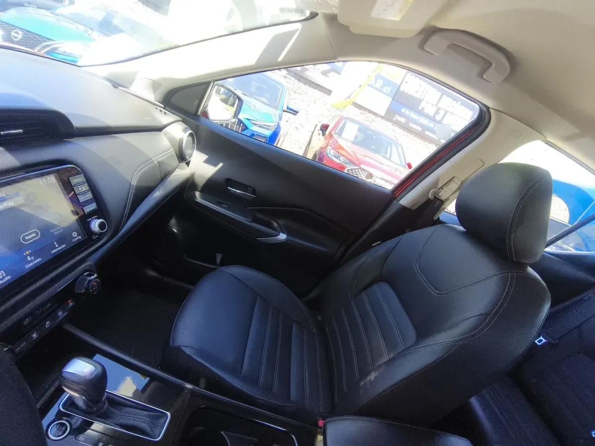 Nissan Kicks 1.6 Exclusive 4x2 Cvt At 5p año 2025