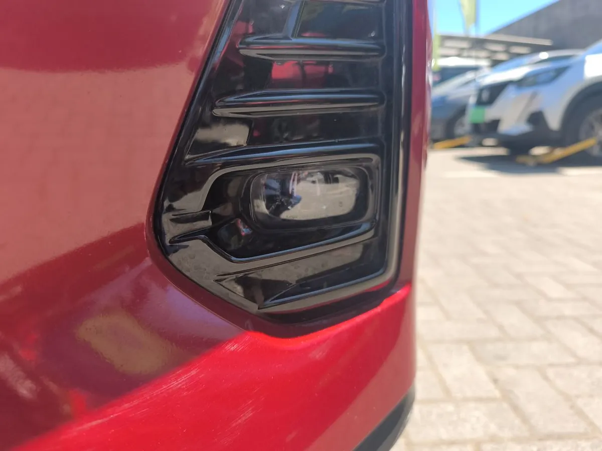 Nissan Kicks 1.6 Exclusive 4x2 Cvt At 5p año 2025