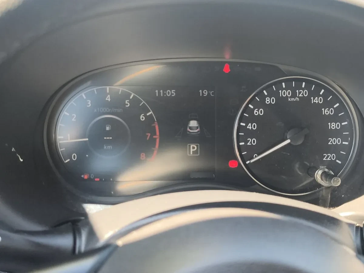 Nissan Kicks 1.6 Exclusive 4x2 Cvt At 5p año 2025