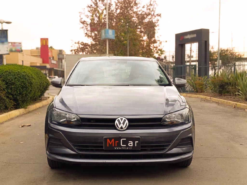 Volkswagen Polo Trendline 1.6 Mt año 2021