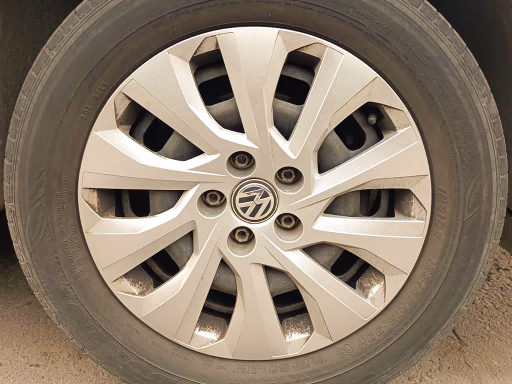 Volkswagen Polo Trendline 1.6 Mt año 2021